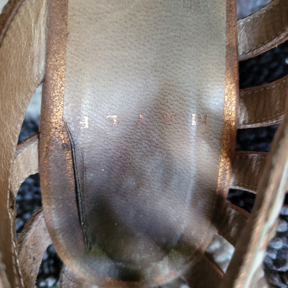 Mayle wedges size 37 (but feels bigger) - Picture 5 of 7